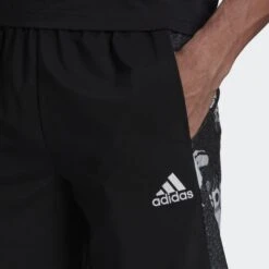 ADIDAS Essentials BrandLove Geweven Short -Regatta Verkoop essentials brandlove geweven short 3