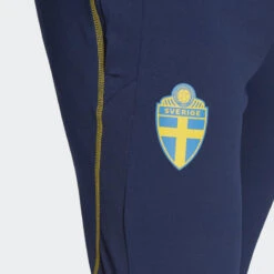 ADIDAS Zweden Tiro 23 Sportbroek -Regatta Verkoop zweden tiro 23 sportbroek 4